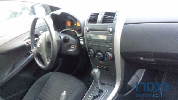 2009' Toyota Corolla photo #4