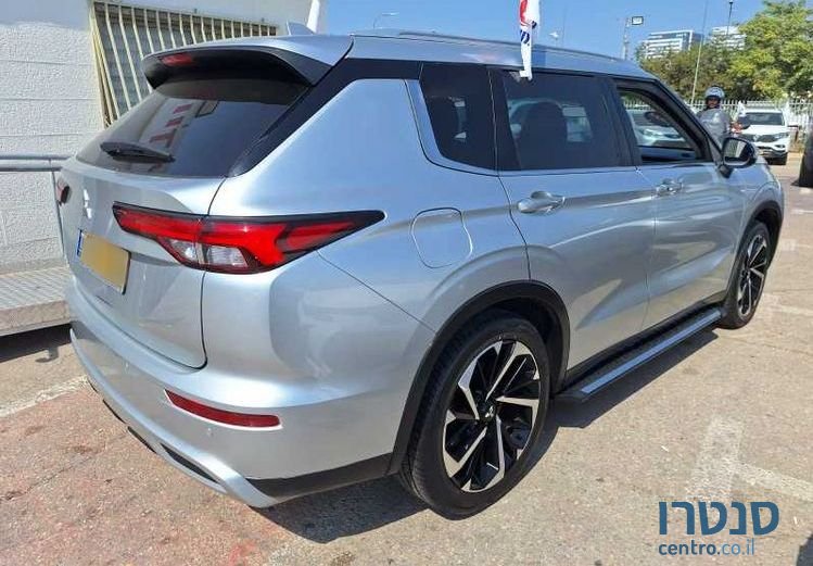 2022' Mitsubishi Outlander מיצובישי אאוטלנדר photo #3