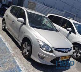 2011' Hyundai i30 i30 יונדאי photo #2