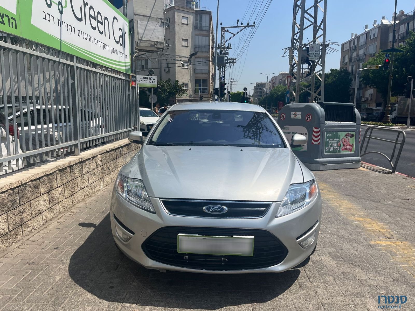 2014' Ford Mondeo photo #2