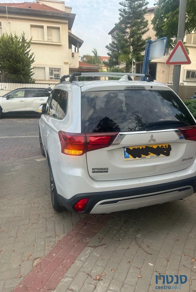 2019' Mitsubishi Outlander מיצובישי אאוטלנדר photo #2