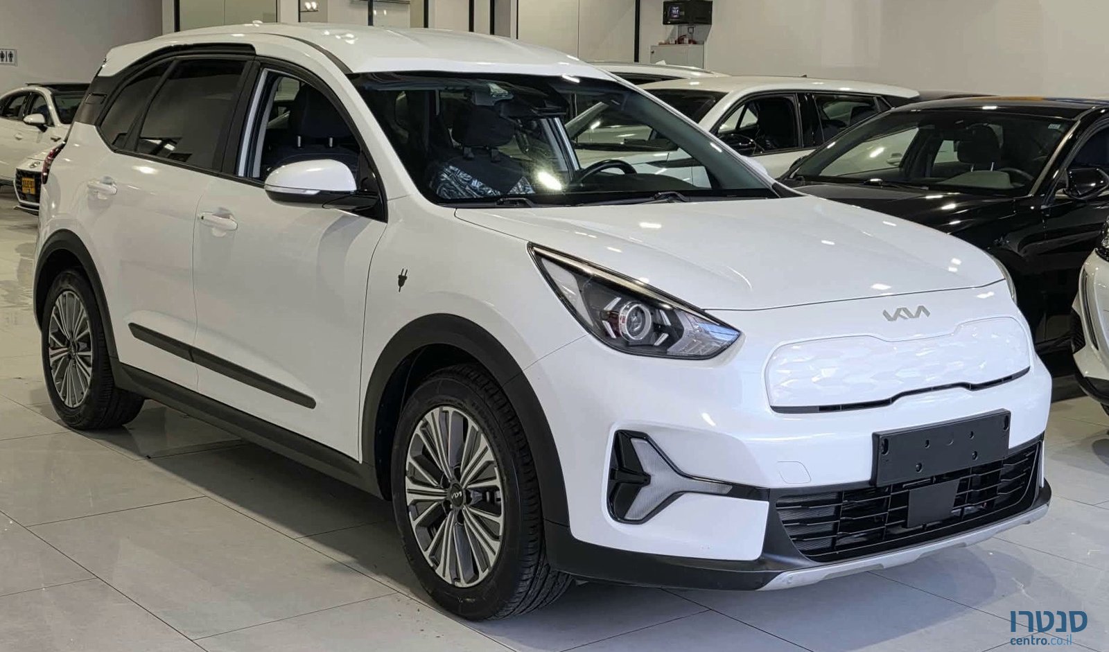 2023' Kia Niro photo #2