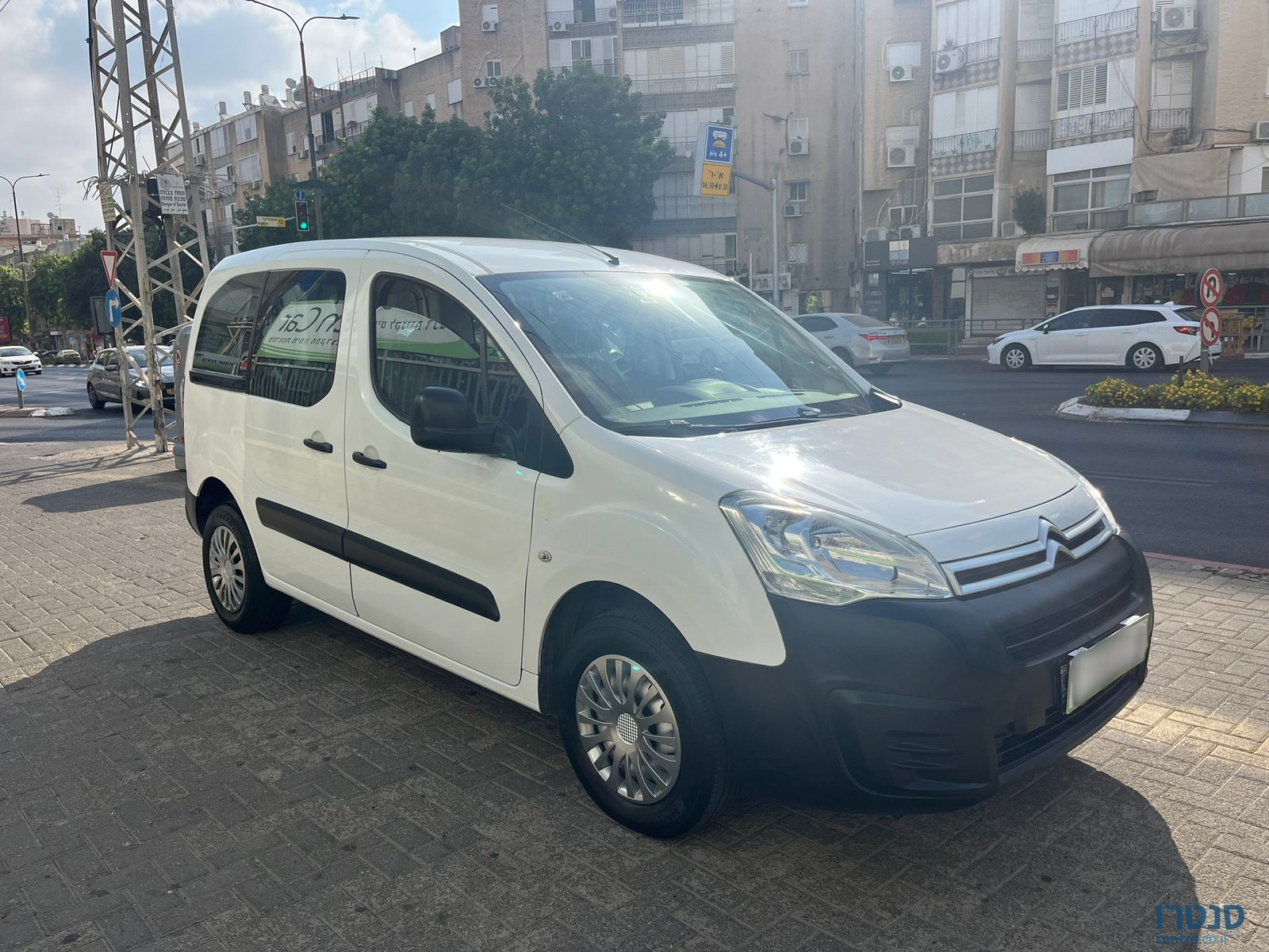 2018' Citroen Berlingo photo #6