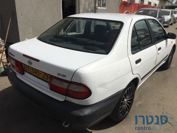 1999' Nissan Almera photo #3