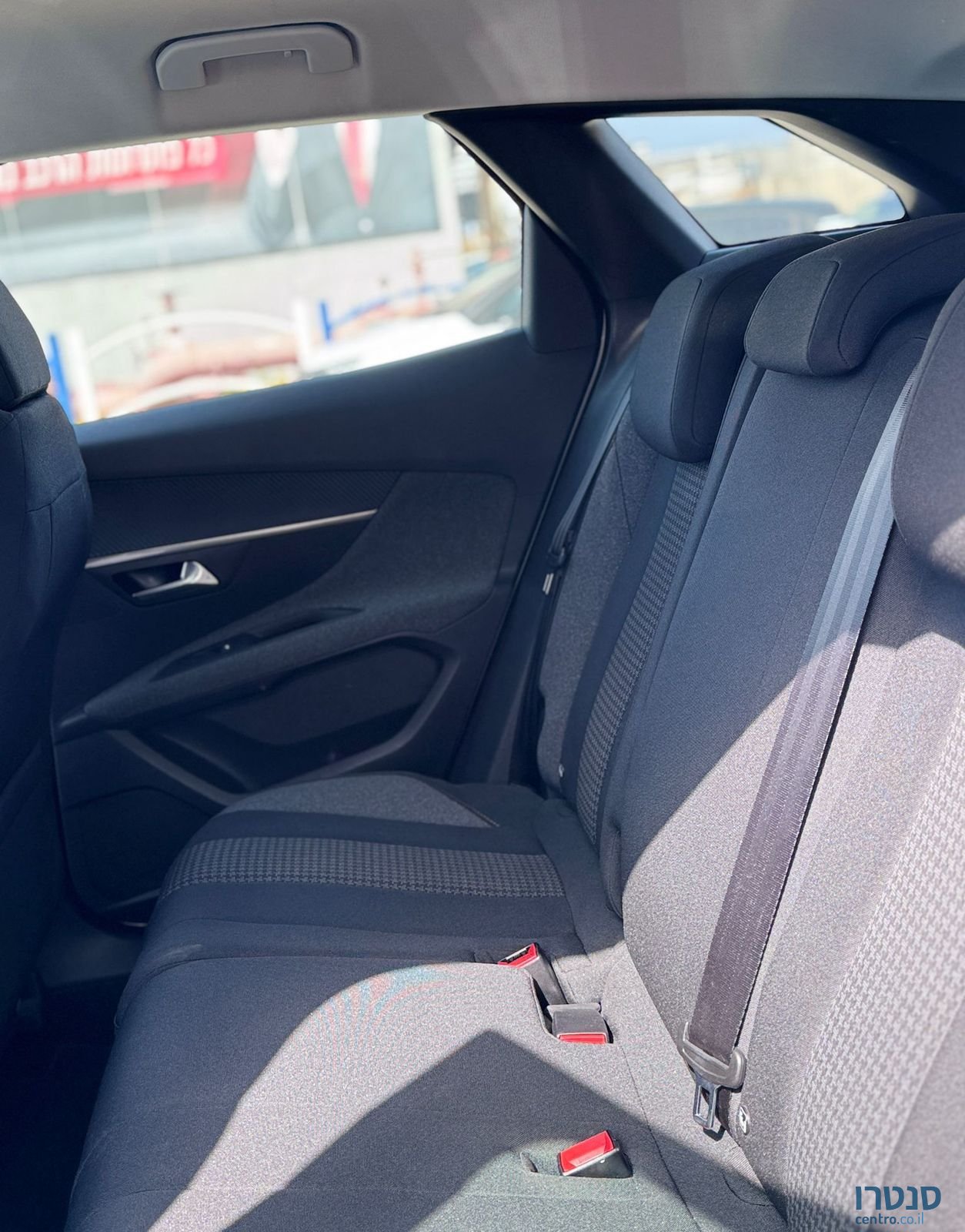 2022' Peugeot 3008 פיג'ו photo #5