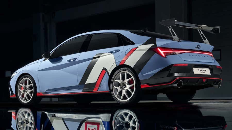 Hyundai Slaps a Big Wing on the Elantra N