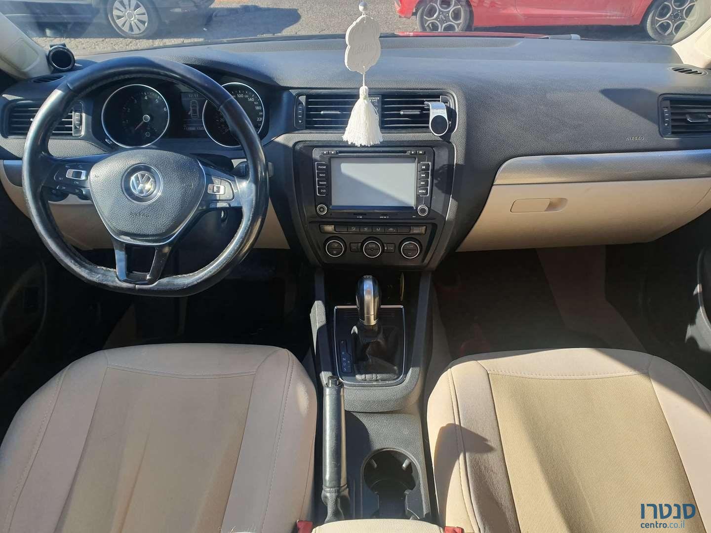 2015' Volkswagen Jetta פולקסווגן ג`טה photo #1