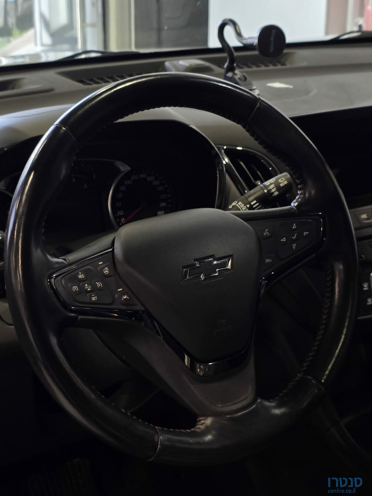 2022' Chevrolet Equinox photo #5