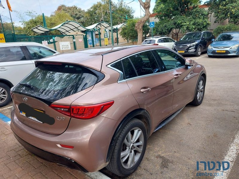 2018' Infiniti Q30 אינפיניטי photo #4