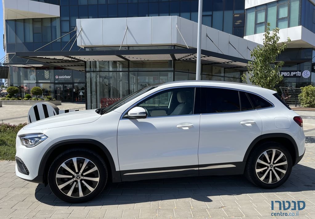 2021' Mercedes-Benz Gla מרצדס photo #2