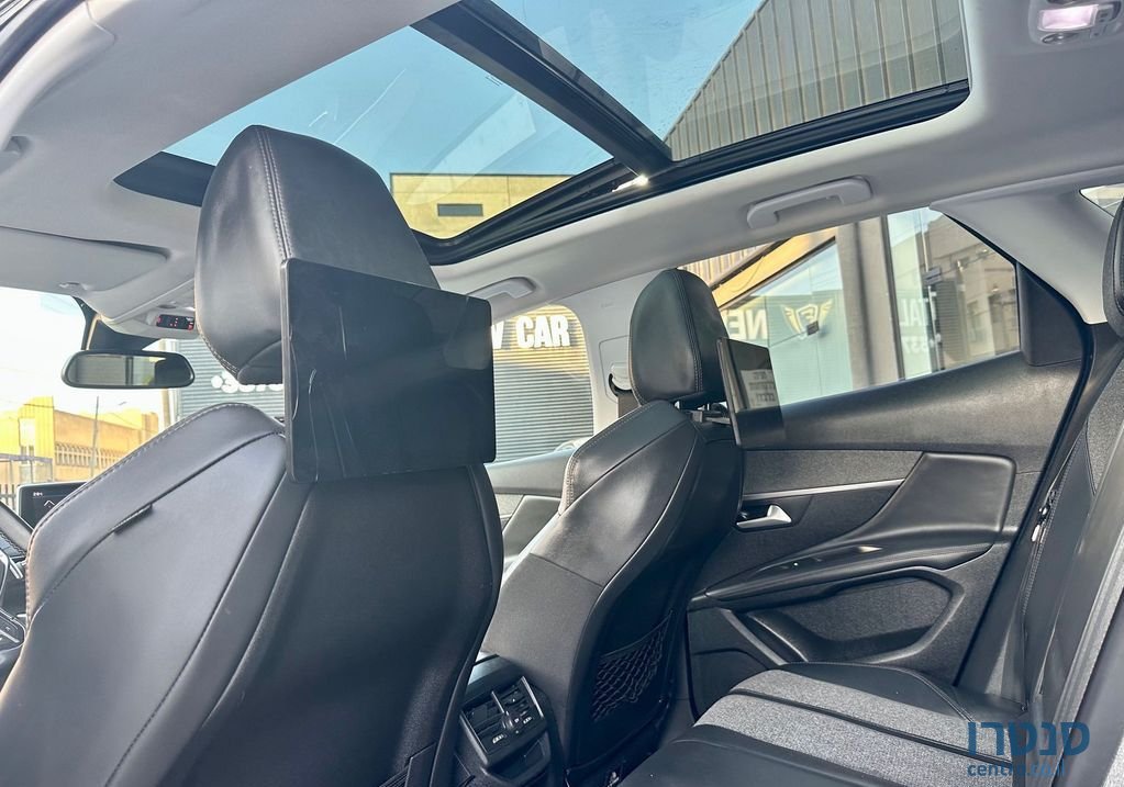 2017' Peugeot 3008 פיג'ו photo #6