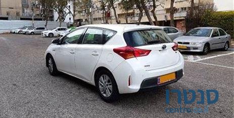 2013' Toyota Auris טויוטה אוריס photo #2