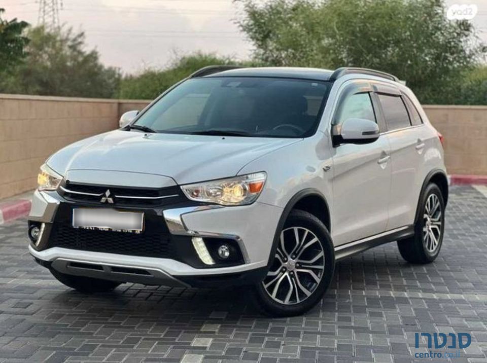 2019' Mitsubishi ASX photo #1