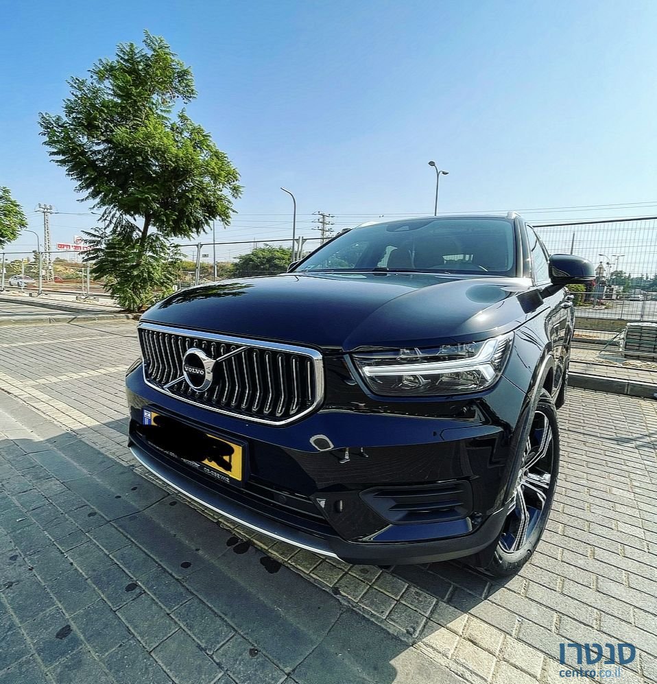 2021' Volvo Xc40 וולוו photo #1