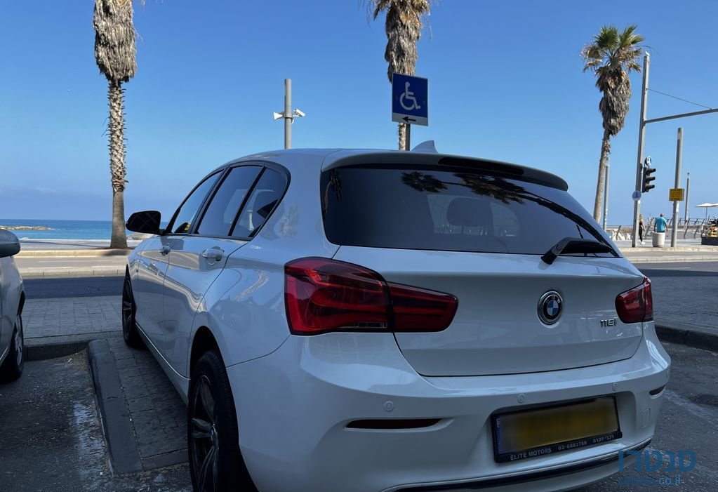 2017' BMW 1 Series ב.מ.וו סדרה 1 photo #2
