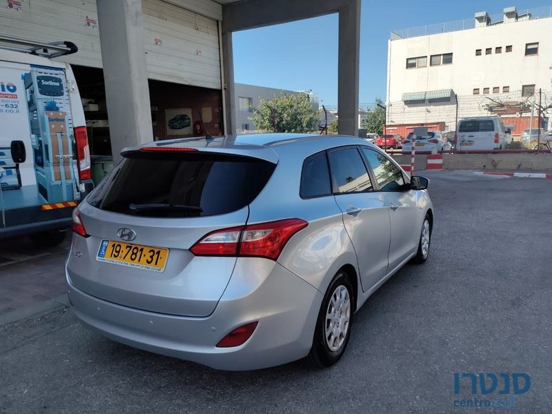 2014' Hyundai i30 יונדאי photo #2