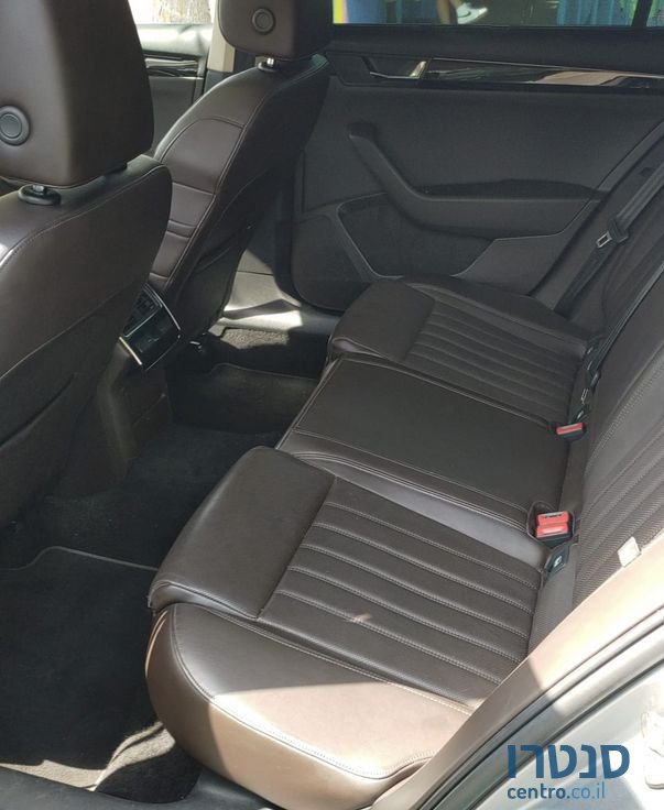 2016' Skoda Superb סקודה סופרב photo #5