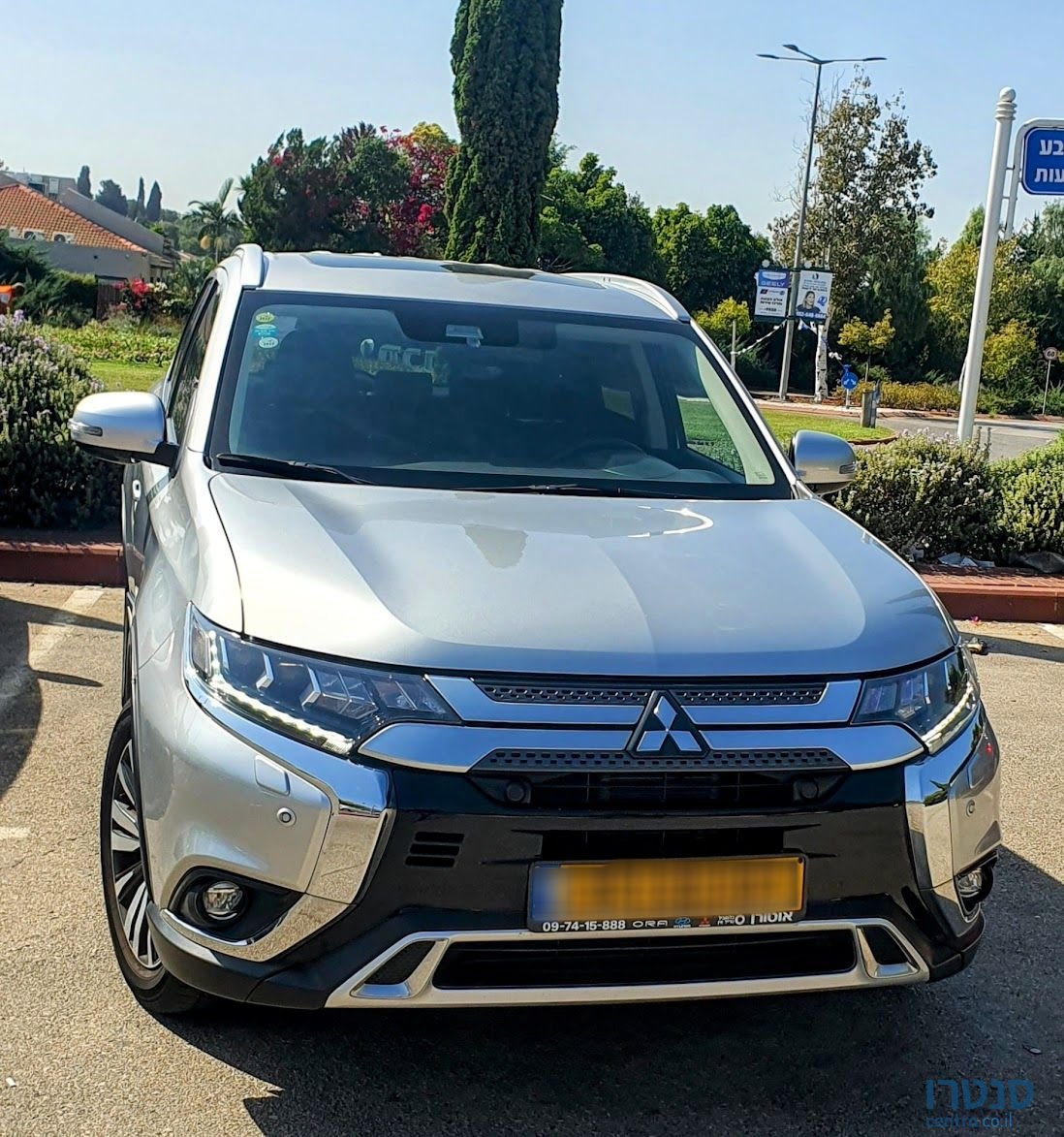 2020' Mitsubishi Outlander מיצובישי אאוטלנדר photo #2