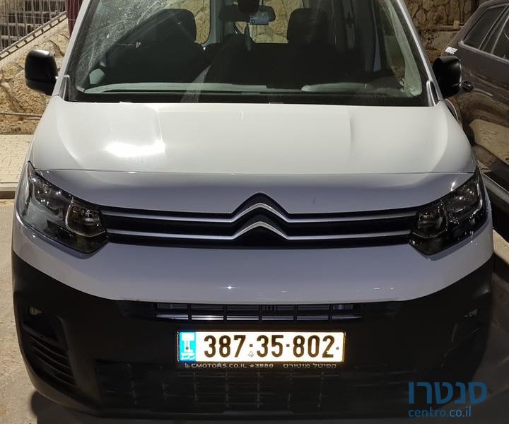 2021' Citroen Berlingo photo #3