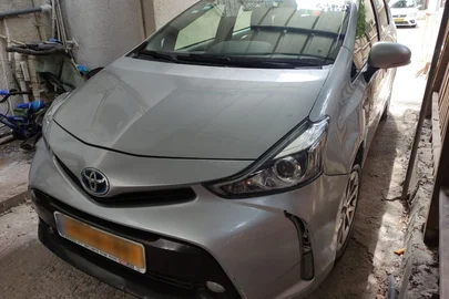 2017' Toyota Prius Plus טויוטה פריוס פלוס
