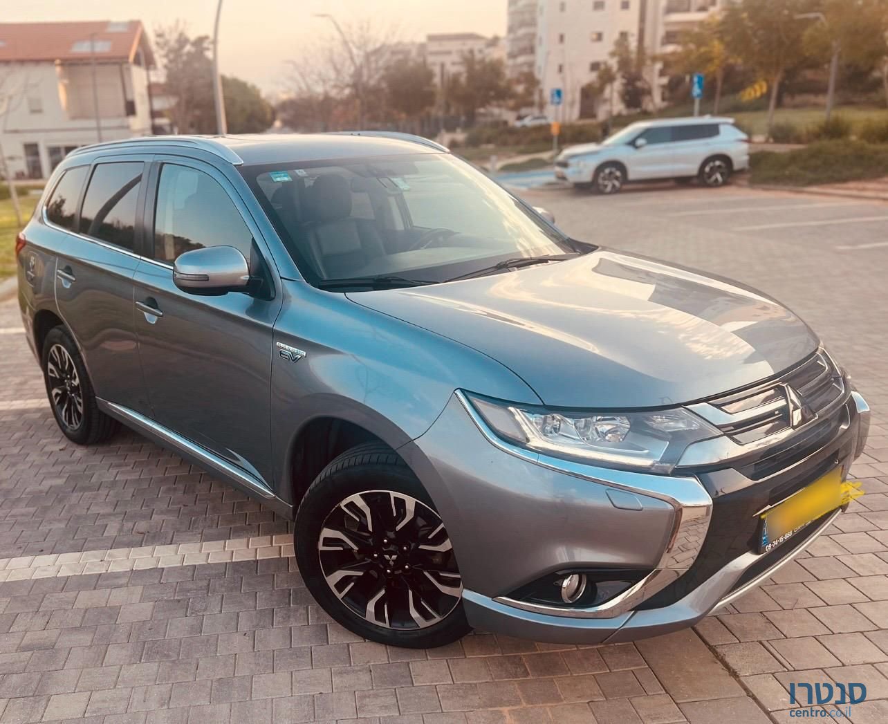 2017' Mitsubishi Outlander מיצובישי אאוטלנדר photo #1