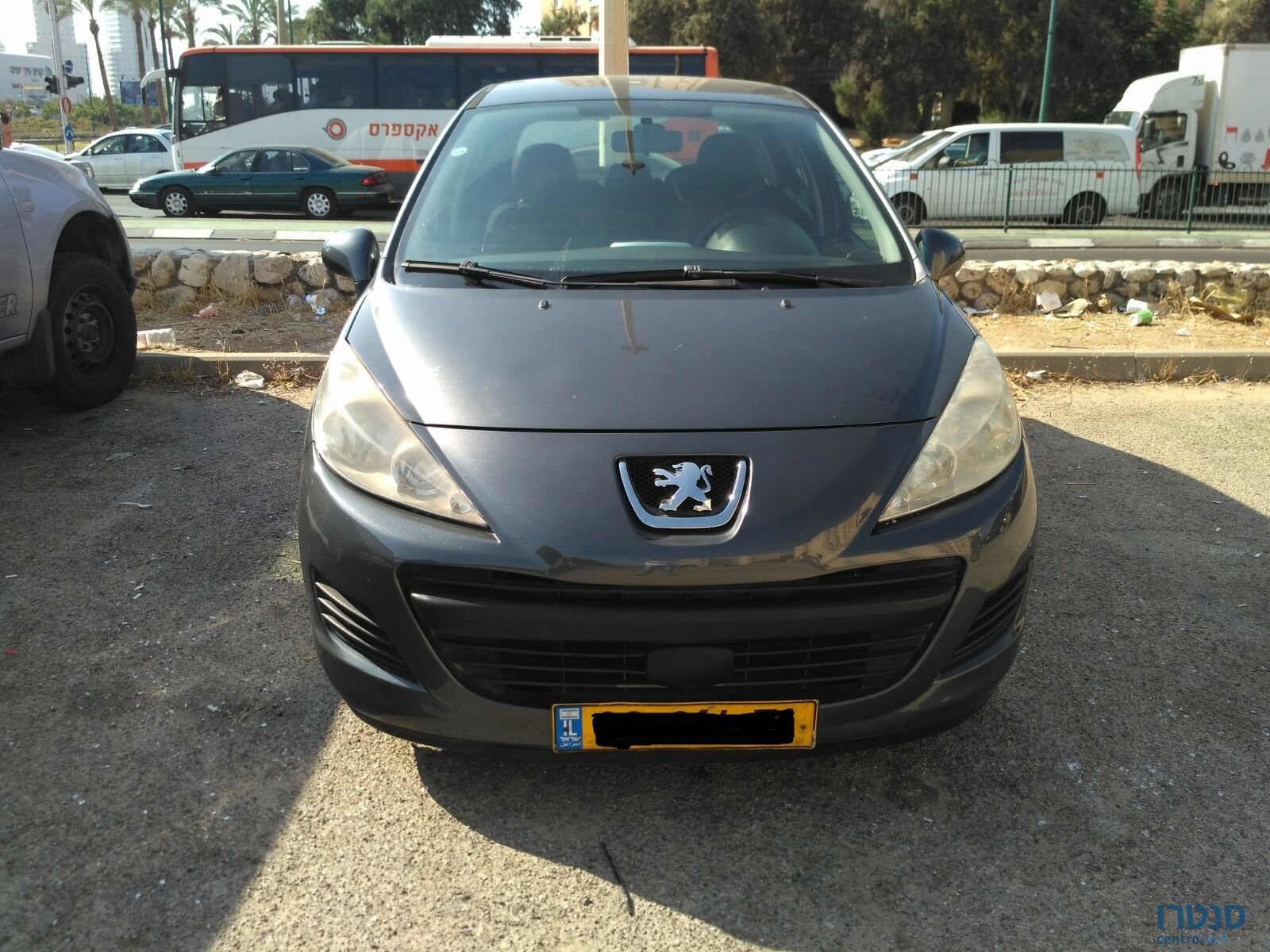 2010' Peugeot 207 Trendy photo #2