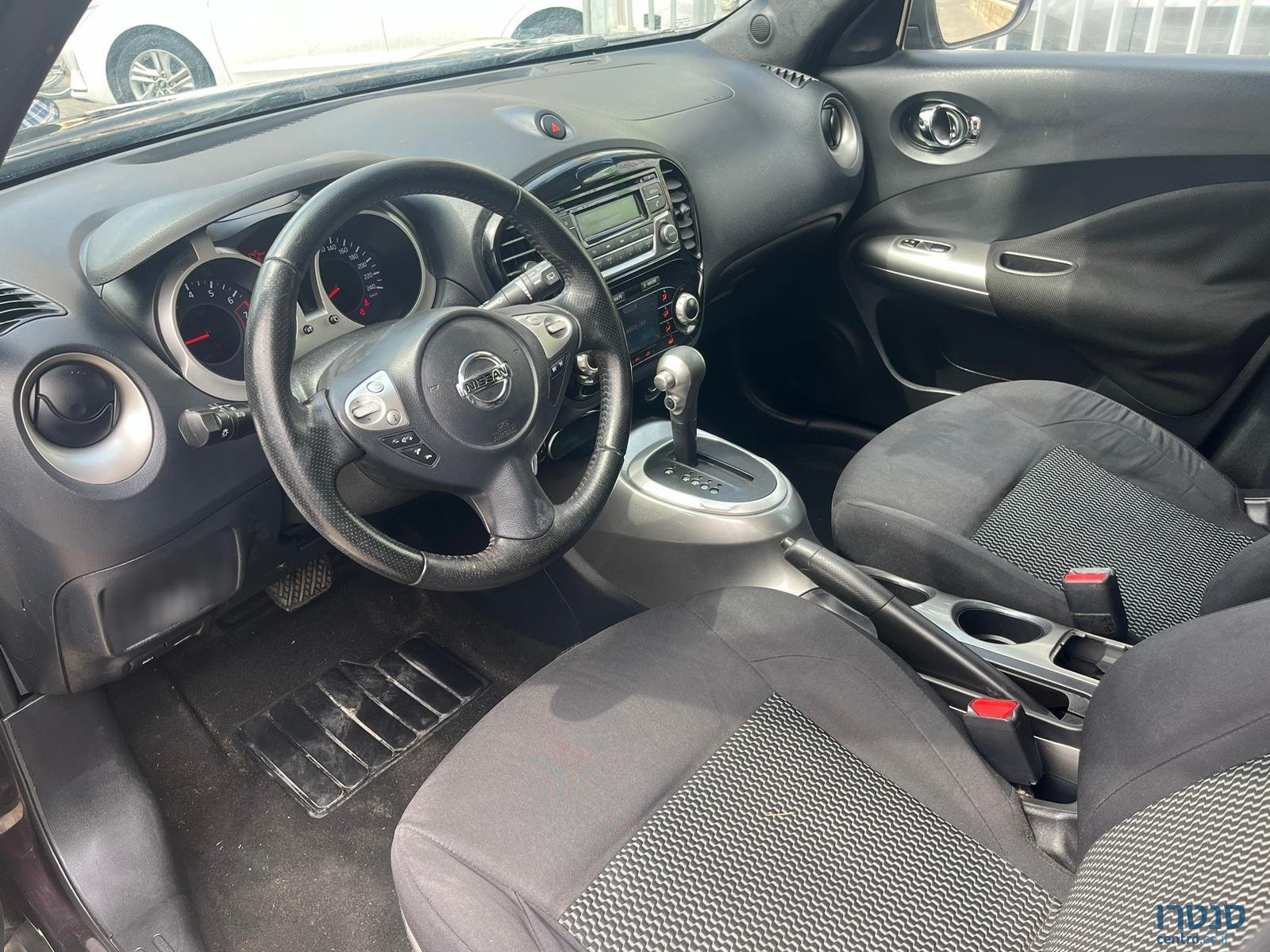 2015' Nissan Juke photo #2