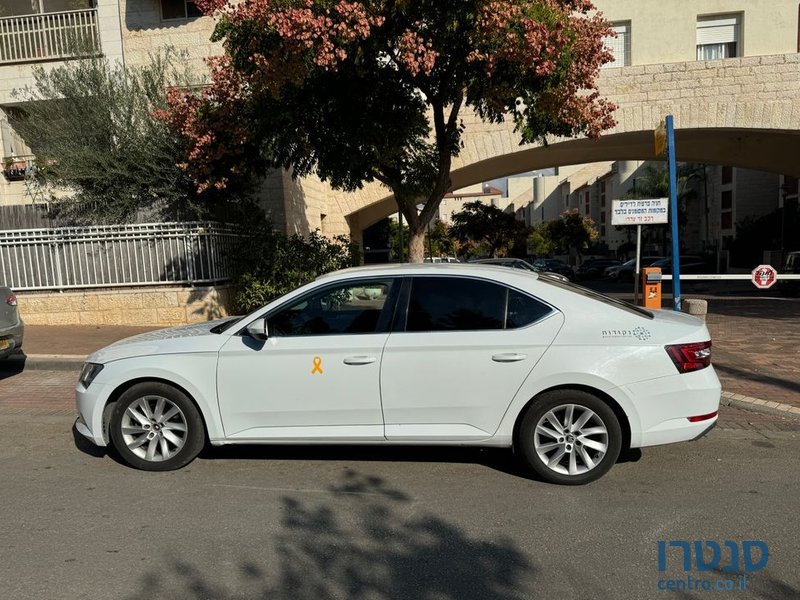 2019' Skoda Superb סקודה סופרב photo #3