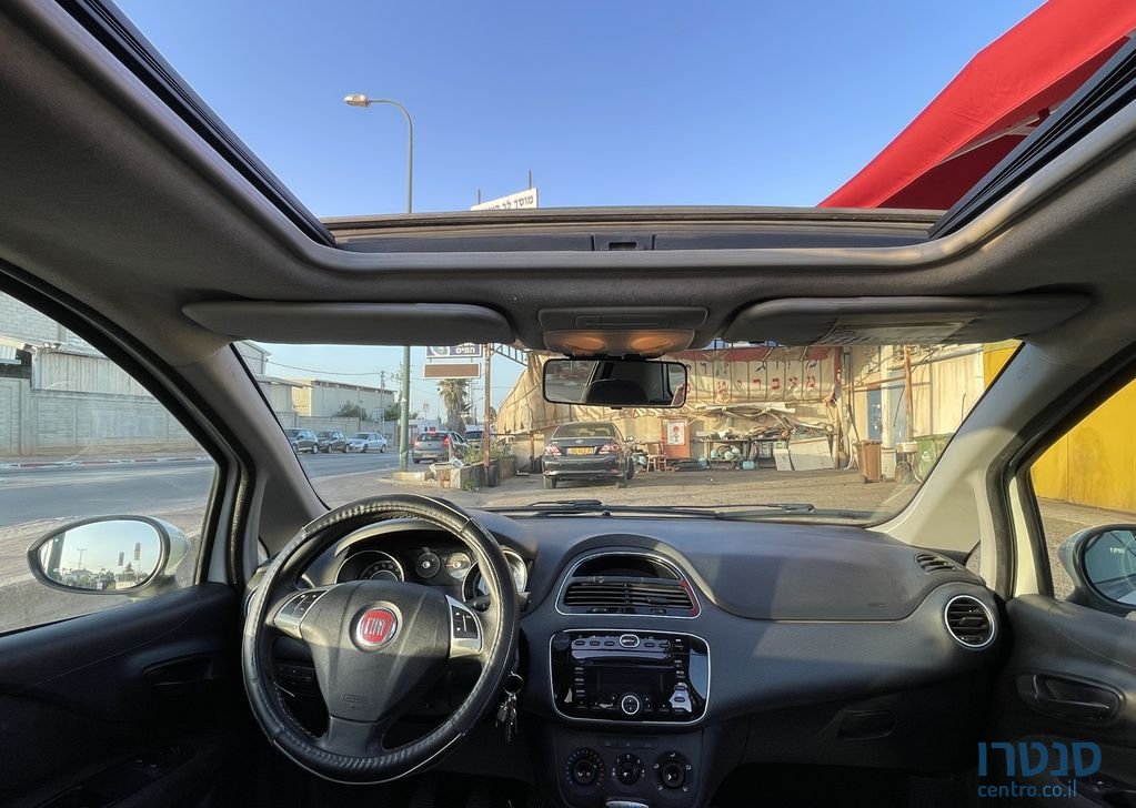 2012' Fiat Punto Evo פיאט פונטו איבו photo #2