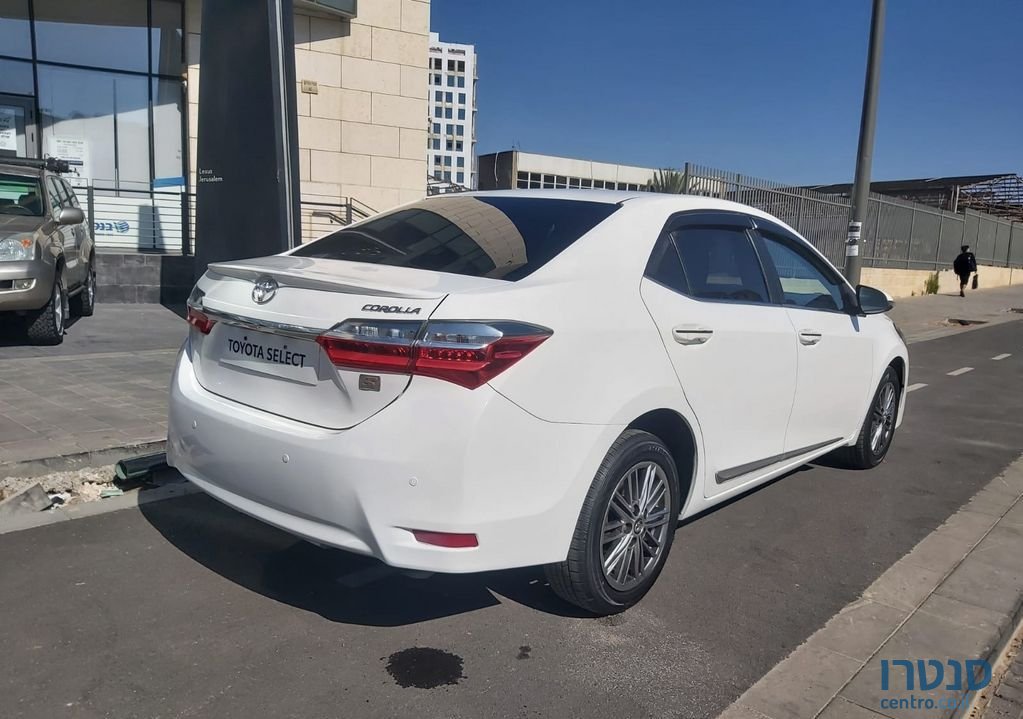 2017' Toyota Corolla טויוטה קורולה photo #2