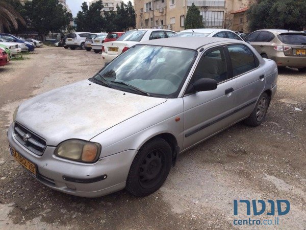 2000' Suzuki Baleno photo #2