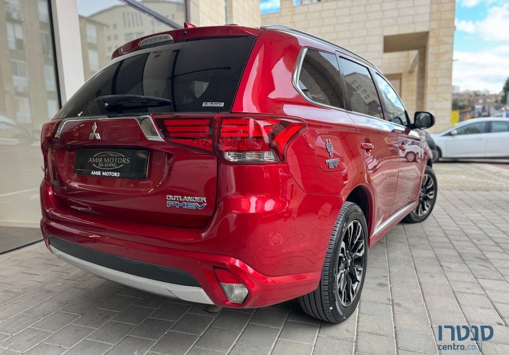 2018' Mitsubishi Outlander מיצובישי אאוטלנדר photo #2
