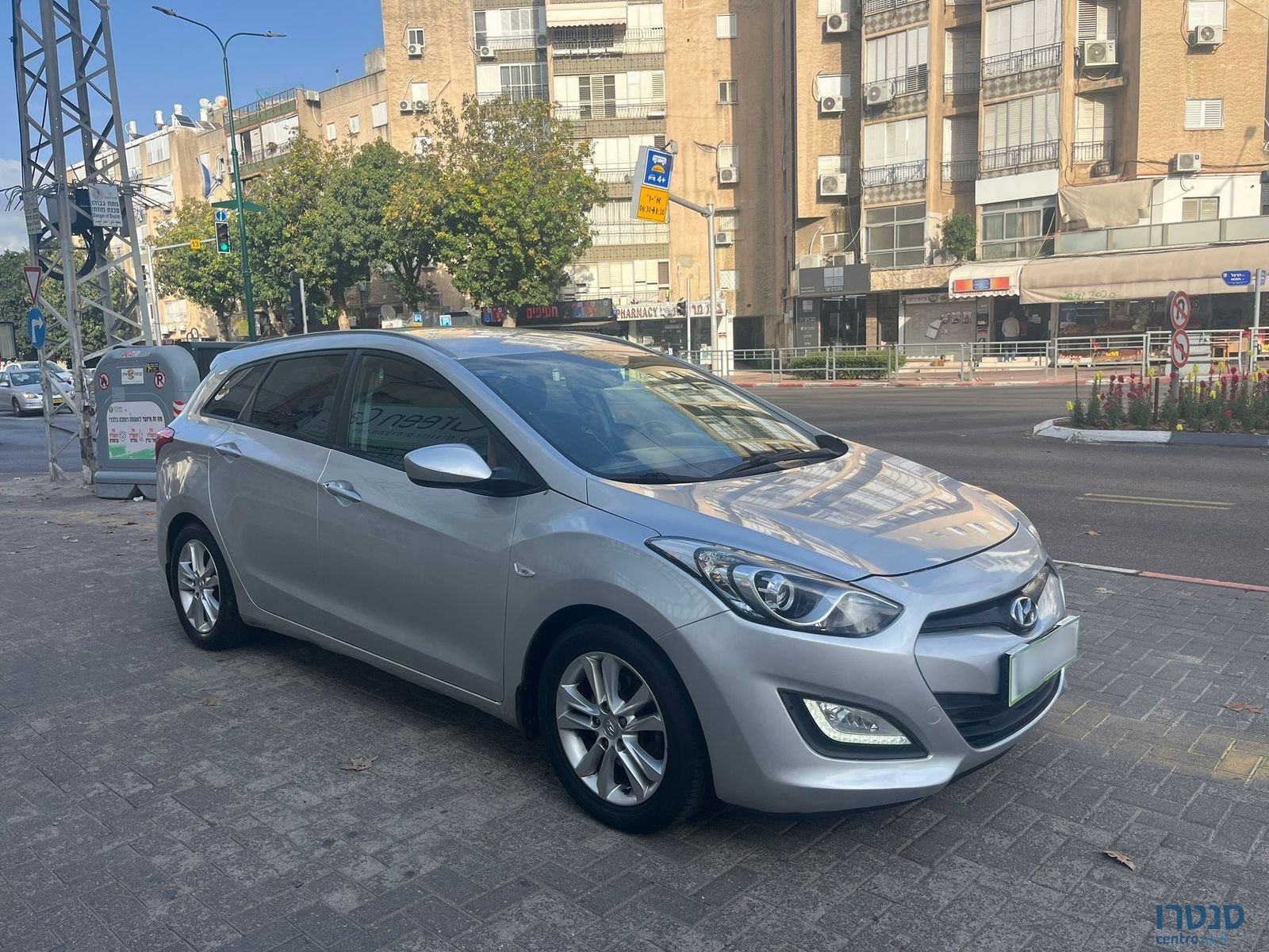 2016' Hyundai i30 photo #6
