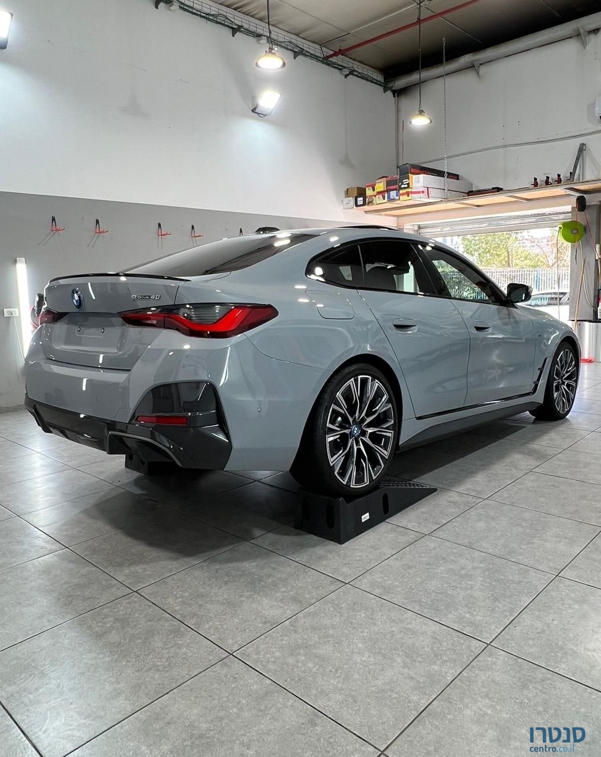 2024' BMW i4 ב מ וו photo #3