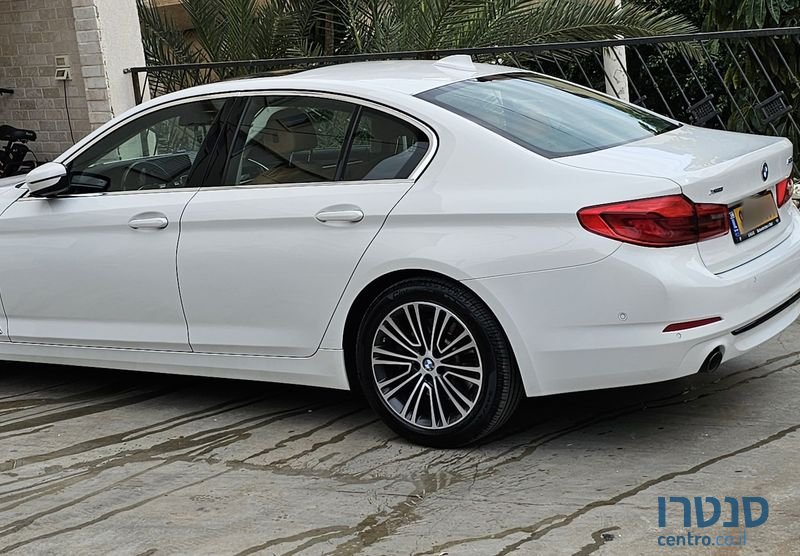 2019' BMW 530 ב.מ.וו photo #3