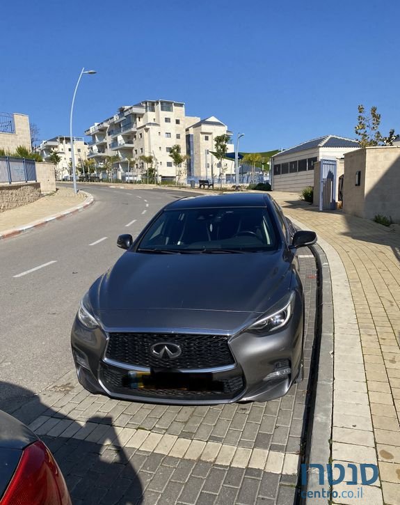 2018' Infiniti Q30 אינפיניטי photo #6