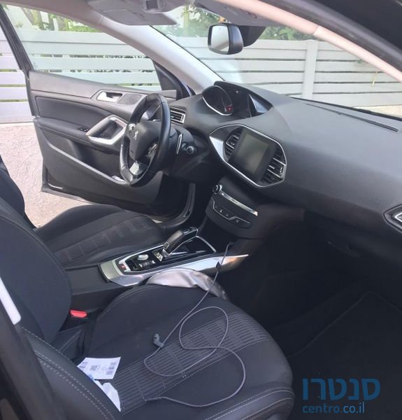 2019' Peugeot 308 פיג'ו photo #5