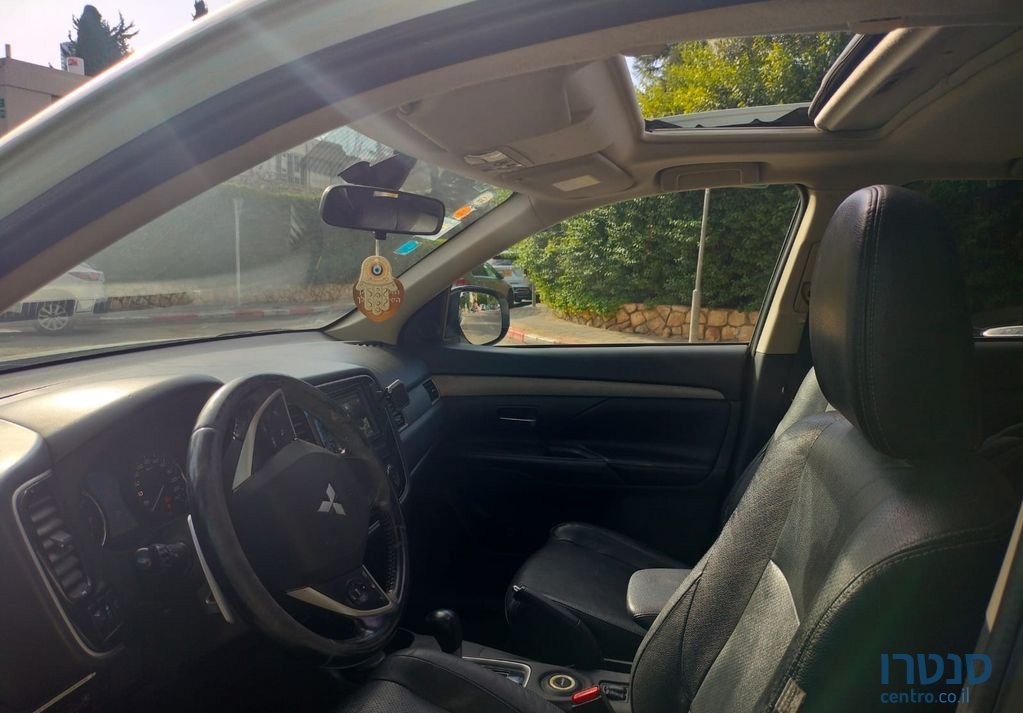 2013' Mitsubishi Outlander מיצובישי אאוטלנדר photo #2
