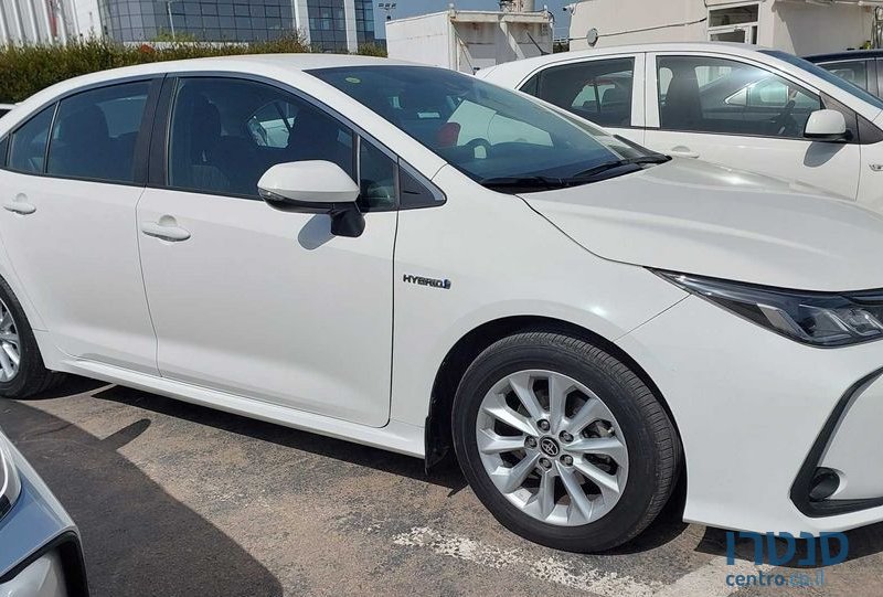 2021' Toyota Corolla טויוטה קורולה photo #1