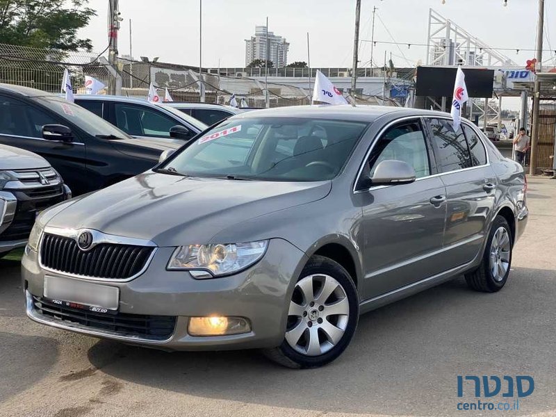 2011' Skoda Superb סקודה סופרב photo #1