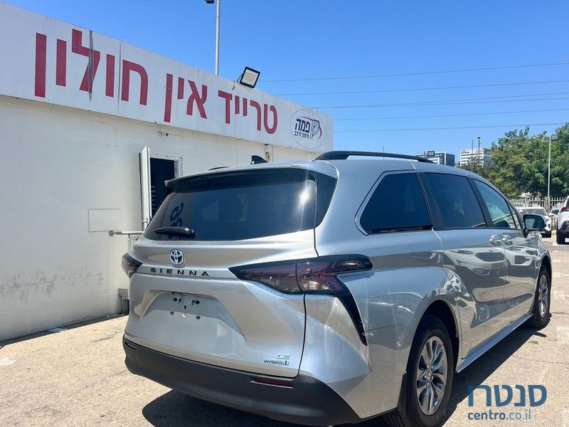 2024' Toyota Sienna טויוטה סיינה photo #4