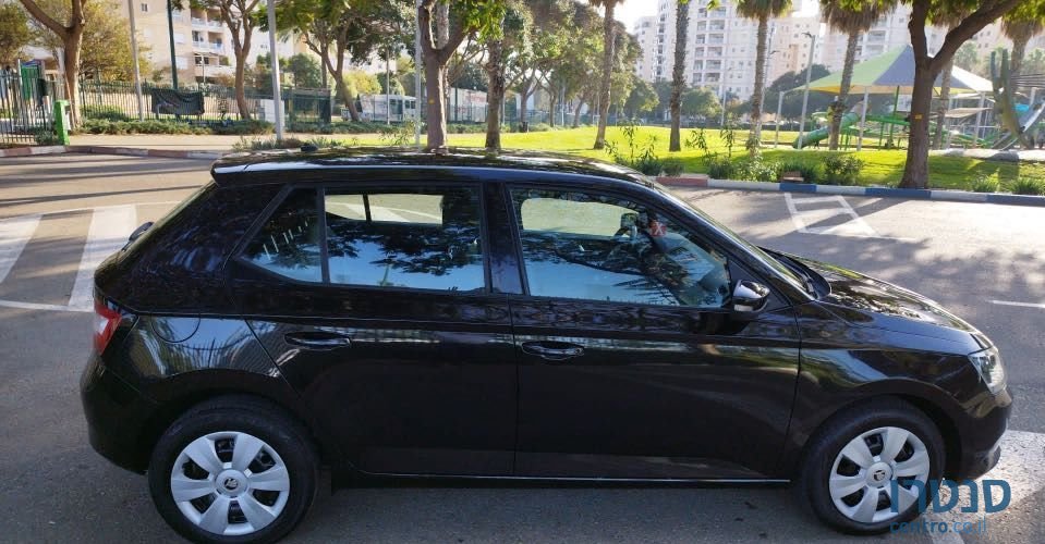 2016' Skoda Fabia סקודה פאביה photo #2