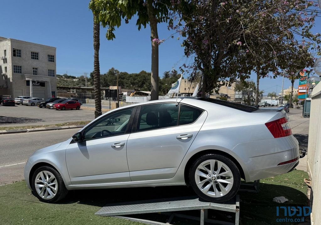 2020' Skoda Octavia סקודה אוקטביה photo #4