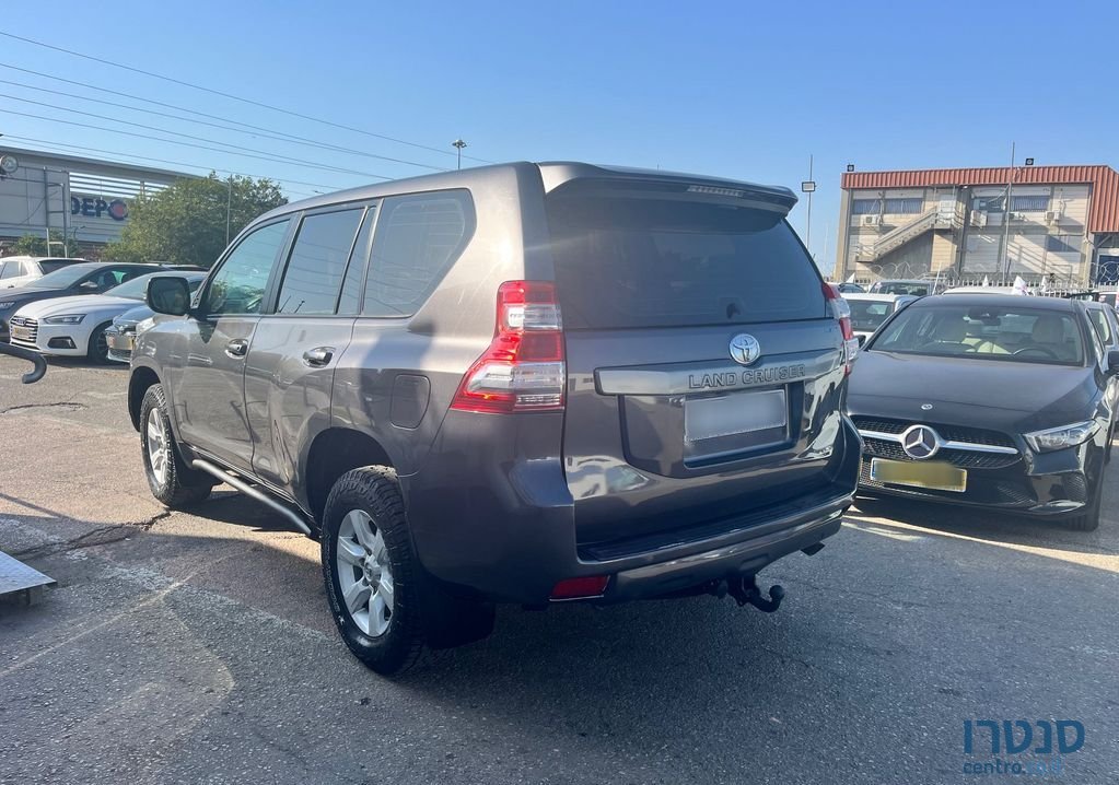 2017' Toyota Land Cruiser טויוטה לנד קרוזר photo #6