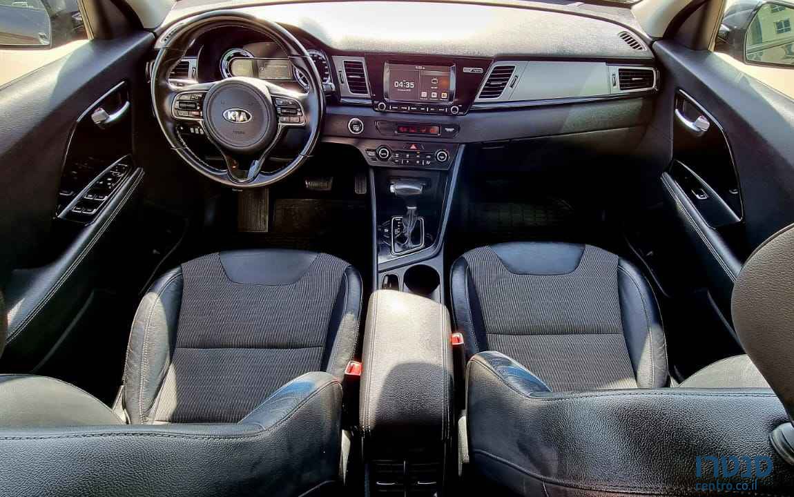 2018' Kia LX photo #2