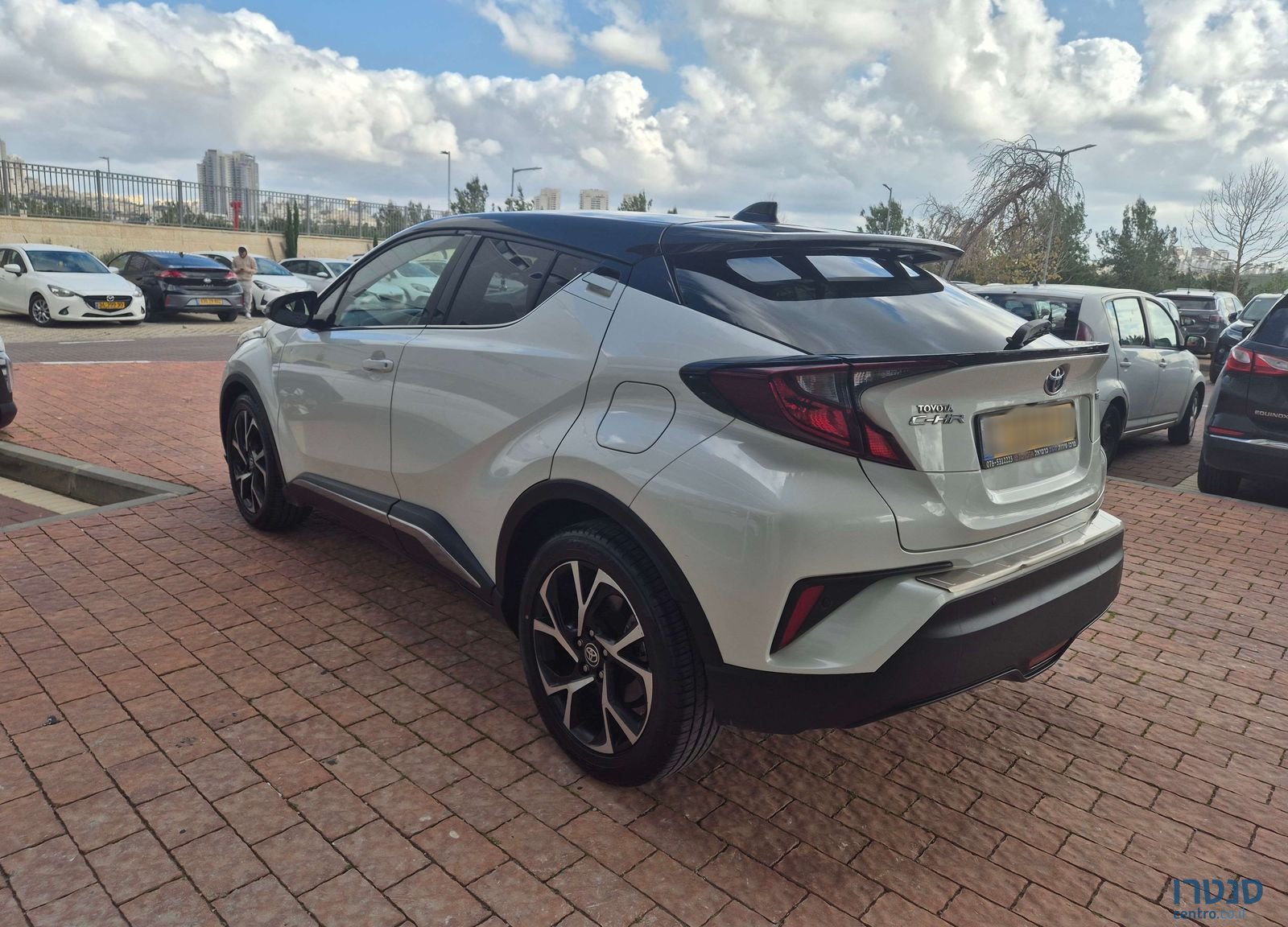 2021' Toyota C-HR טויוטה photo #5