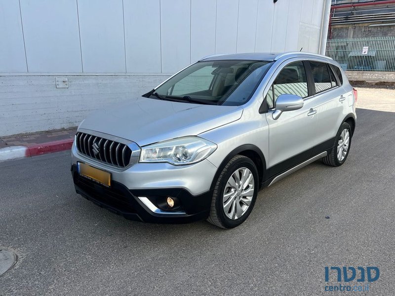 2019' Suzuki SX4 סוזוקי קרוסאובר photo #1