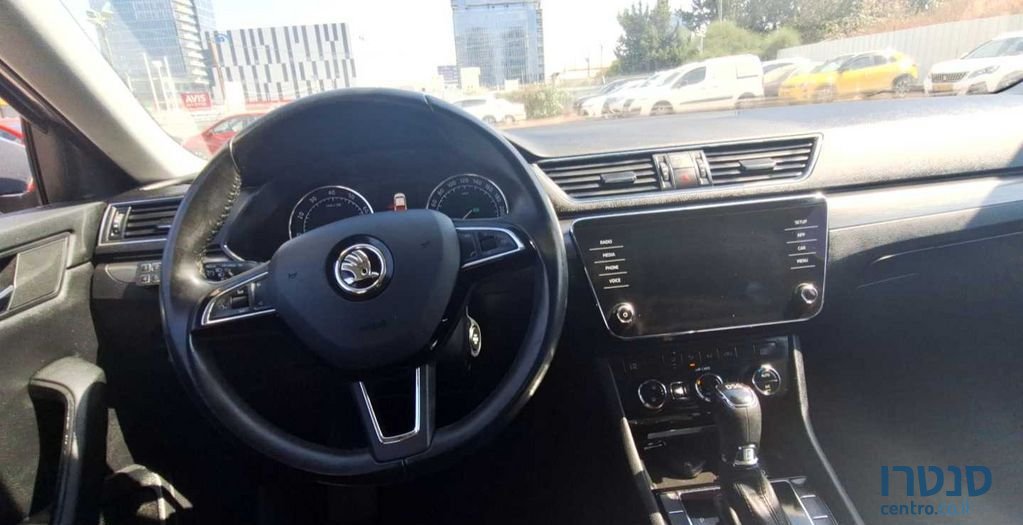 2018' Skoda Superb סקודה סופרב photo #5