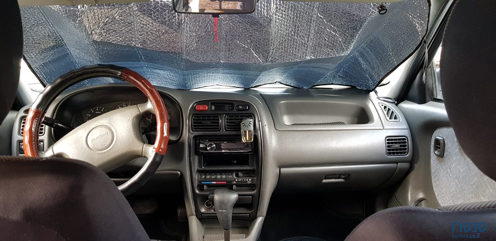 2000' Suzuki Baleno photo #3