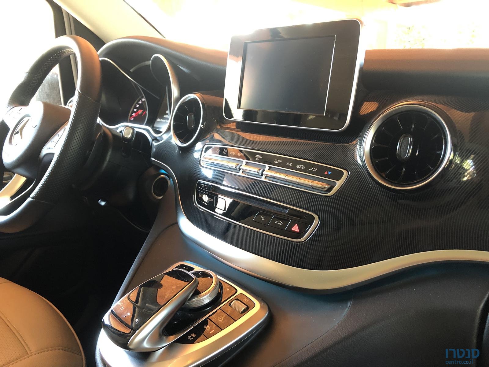 2020' Mercedes-Benz V-Class V class 300 הדגם המשוכלל ביותר photo #3